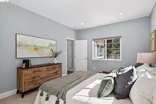 6700 Moore Dr, Oakland, CA 94611 - Photo 16