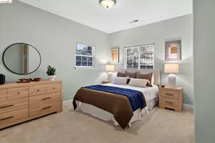 6700 Moore Dr, Oakland, CA 94611 - Photo 18