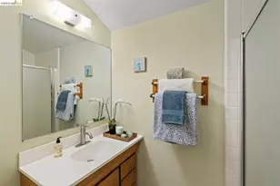 3938 Maybelle, Oakland, CA 94619 - Photo 24