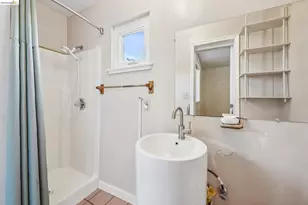974 33rd St, Richmond, CA 94804 - Photo 16