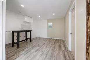 907 39th Ave, Oakland, CA 94601 - Photo 34