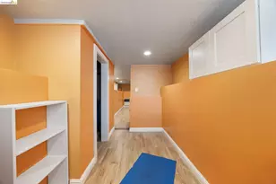 907 39th Ave, Oakland, CA 94601 - Photo 26