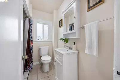 907 39th Ave, Oakland, CA 94601 - Photo 16