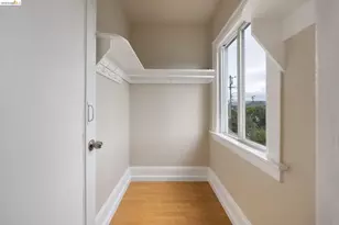 907 39th Ave, Oakland, CA 94601 - Photo 14