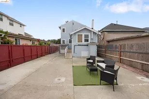 907 39th Ave, Oakland, CA 94601 - Photo 32