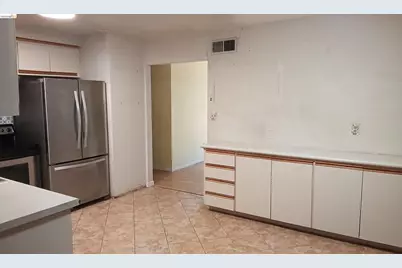 145 Viking Way, Pittsburg, CA 94565 - Photo 8
