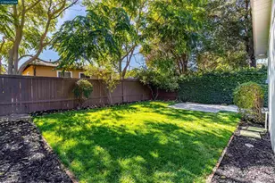 712 Teresa St, Martinez, CA 94553 - Photo 30