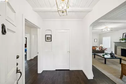 2380 Leimert Blvd, Oakland, CA 94602 - Photo 12