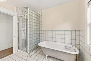 418 36th St, Oakland, CA 94609 - Photo 44