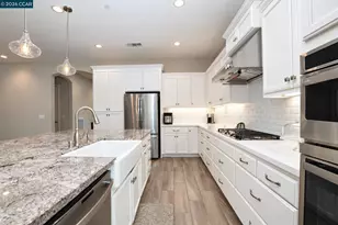 1586 Meritage Loop, Brentwood, CA 94513 - Photo 12
