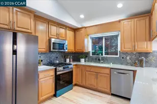 19563 Helen Pl, Castro Valley, CA 94546 - Photo 10