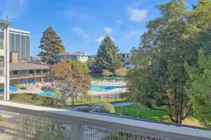 6 Commodore Dr, Emeryville, CA 94608 - Photo 4