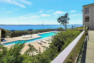 6 Commodore Dr, Emeryville, CA 94608 - Photo 22