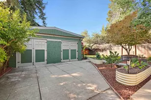 6417 Hillegass Ave, Oakland, CA 94618 - Photo 30