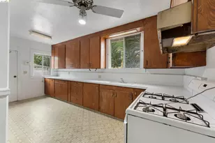 1924 Ward St, Berkeley, CA 94703 - Photo 28