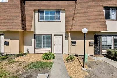 27827 Hummingbird Ct, Hayward, CA 94545 - Photo 1