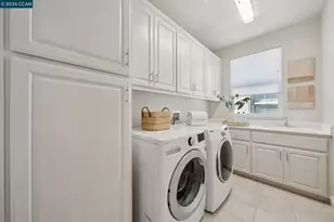 884 Bandol Way, San Ramon, CA 94582 - Photo 42