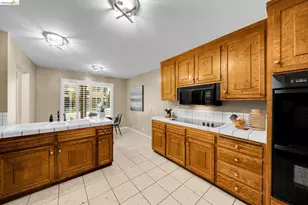 2384 Woodthrush Way, Pleasanton, CA 94566 - Photo 34