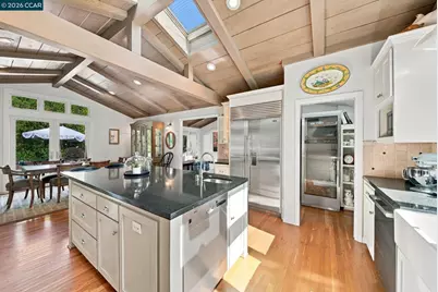 40 Estabueno Dr, Orinda, CA 94563 - Photo 16