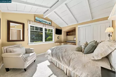 40 Estabueno Dr, Orinda, CA 94563 - Photo 26