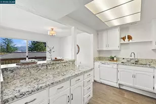 1901 Golden Rain Rd, Walnut Creek, CA 94595 - Photo 14