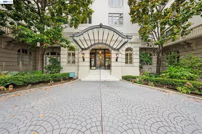 200 Lakeside #105, Oakland, CA 94612 - Photo 2