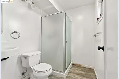 170 Vernon Ter, Oakland, CA 94610 - Photo 22