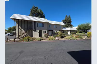2011 Sierra Rd, Concord, CA 94518 - Photo 2