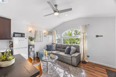 930 Wainwright, San Jose, CA 95128 - Photo 26