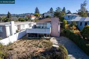 5316 Harbord Dr, Oakland, CA 94618 - Photo 1
