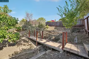 7717 Eureka Ave, El Cerrito, CA 94530 - Photo 30
