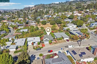 7717 Eureka Ave, El Cerrito, CA 94530 - Photo 24
