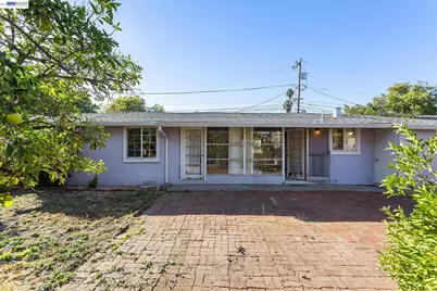 3042 Chrisland Ct, Concord, CA 94520 - Photo 48