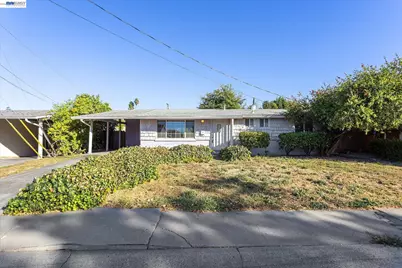 3042 Chrisland Ct, Concord, CA 94520 - Photo 4
