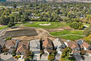 1049 Feather Cir, Clayton, CA 94517 - Photo 14