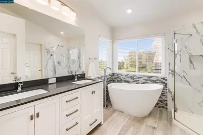 1049 Feather Cir, Clayton, CA 94517 - Photo 68