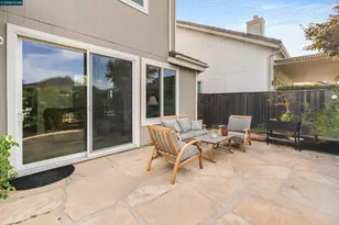 1049 Feather Cir, Clayton, CA 94517 - Photo 10