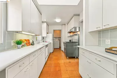 1571 Scenic Ave, Berkeley, CA 94708 - Photo 10