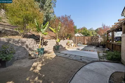 227 Clearview Dr, Vallejo, CA 94591 - Photo 36