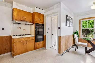 2927 58th Ave, Oakland, CA 94605 - Photo 12