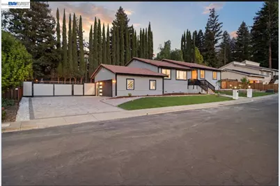 1084 Jamie Dr, Concord, CA 94518 - Photo 40