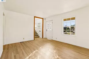 484 Phelps St, Oakland, CA 94603 - Photo 4