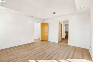 484 Phelps St, Oakland, CA 94603 - Photo 28