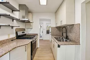 484 Phelps St, Oakland, CA 94603 - Photo 12