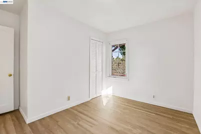 484 Phelps St, Oakland, CA 94603 - Photo 20