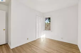 484 Phelps St, Oakland, CA 94603 - Photo 20