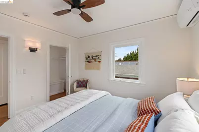 1221 Curtis St, Berkeley, CA 94706 - Photo 30