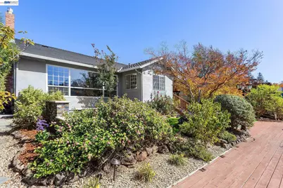 2783 Jennifer Dr, Castro Valley, CA 94546 - Photo 56
