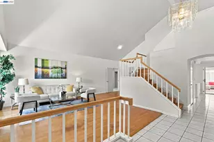 3058 Ridgegate Dr, San Jose, CA 95133 - Photo 4