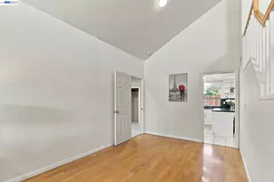 3058 Ridgegate Dr, San Jose, CA 95133 - Photo 18